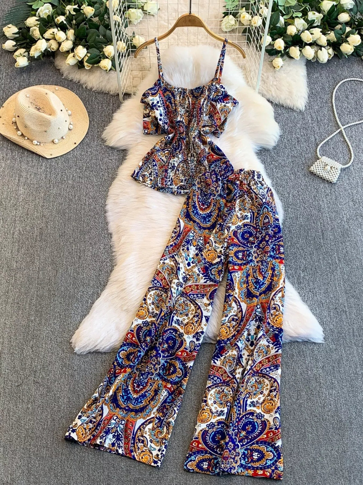 Printed pants set colorway view