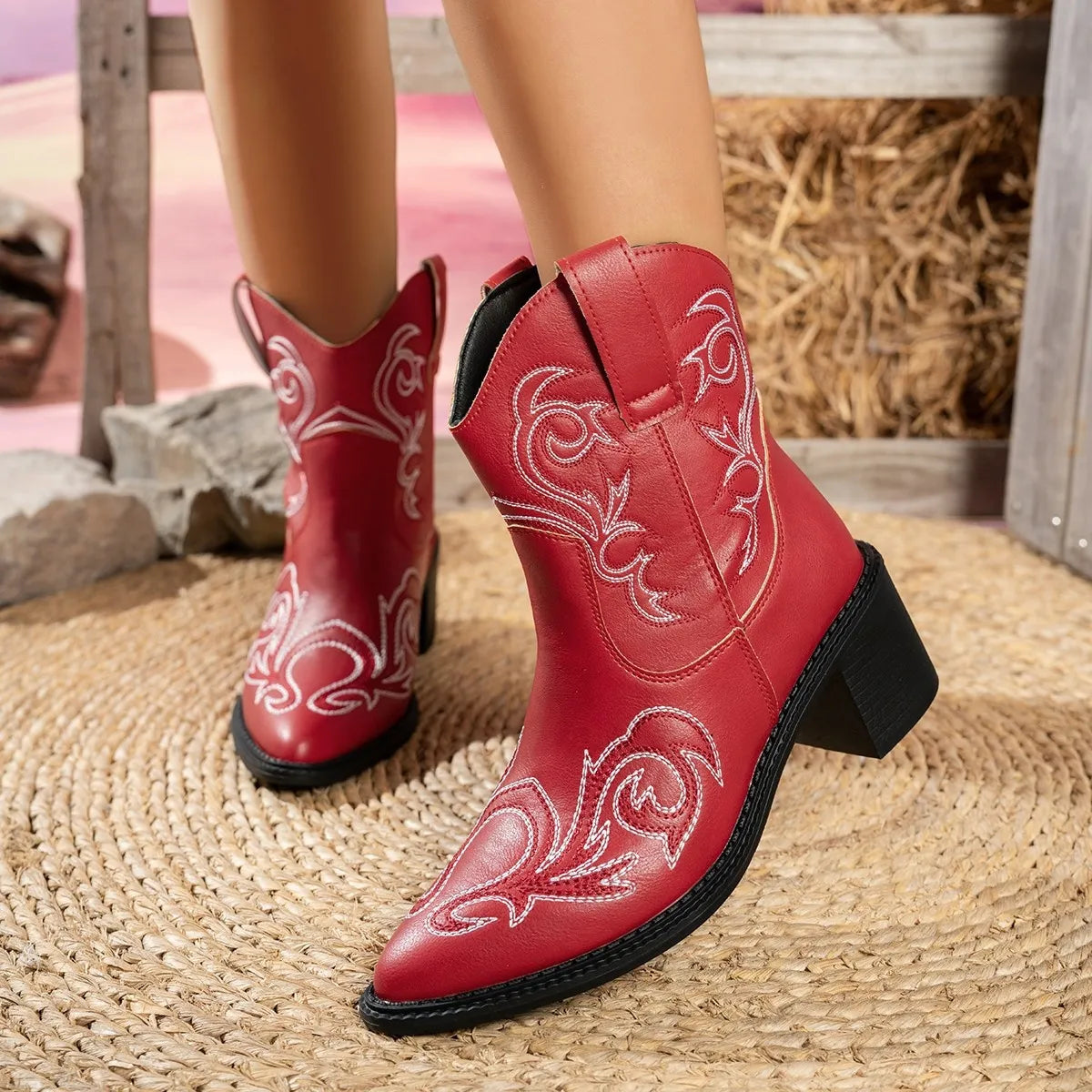 Classic point toe block heel boots toe close up