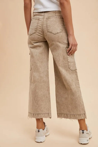 Annie Wear Raw Hem Wide Leg Jeans with Cargo Pockets – Trendy Denim - Fashorio