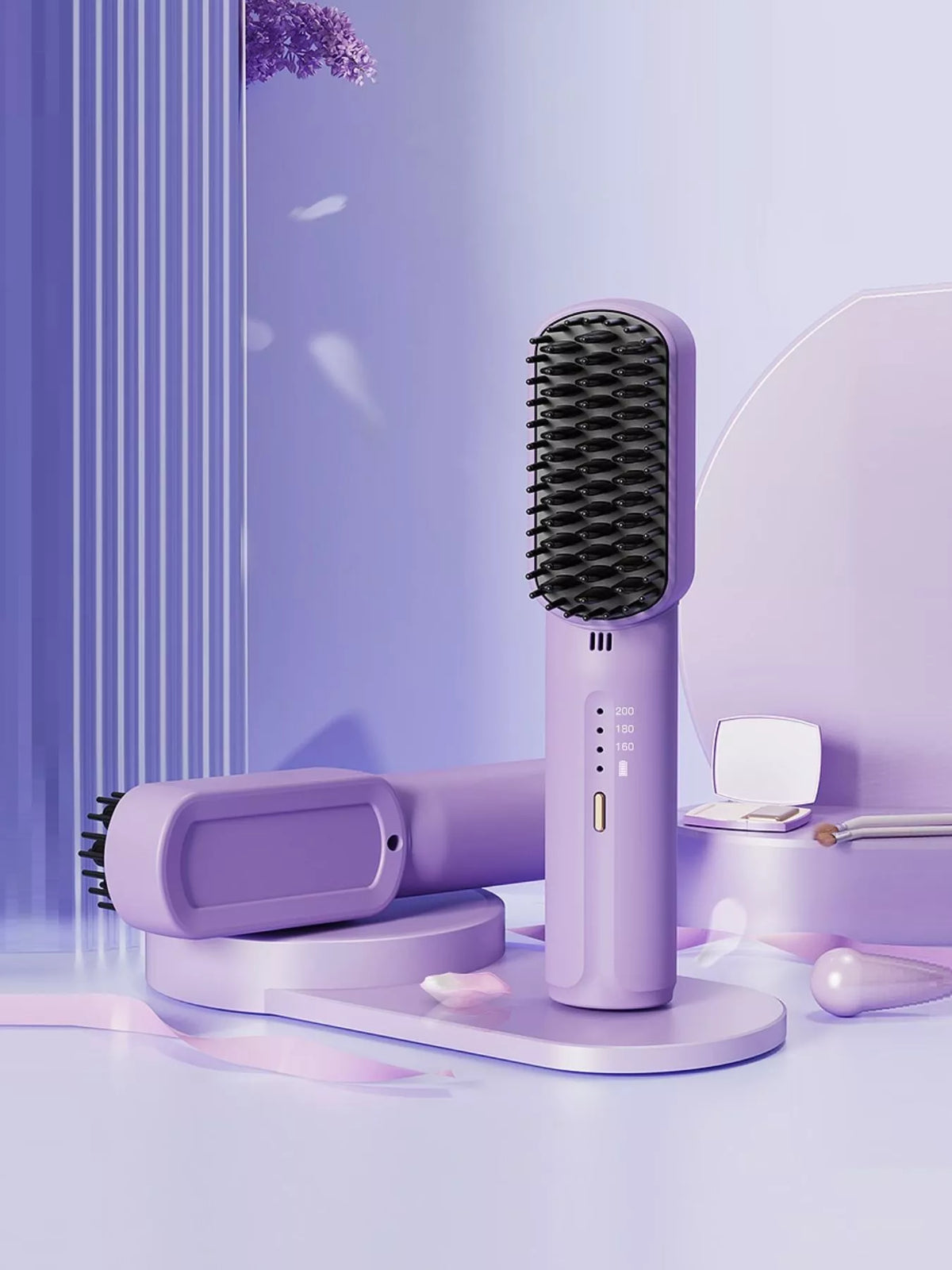 Straightening comb in lavender color