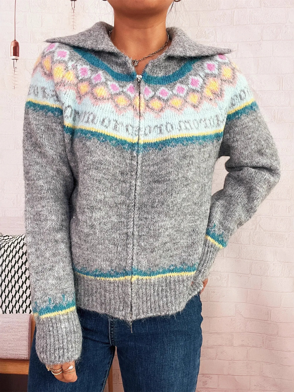 fair isle pattern zip up cardigan neckline detail