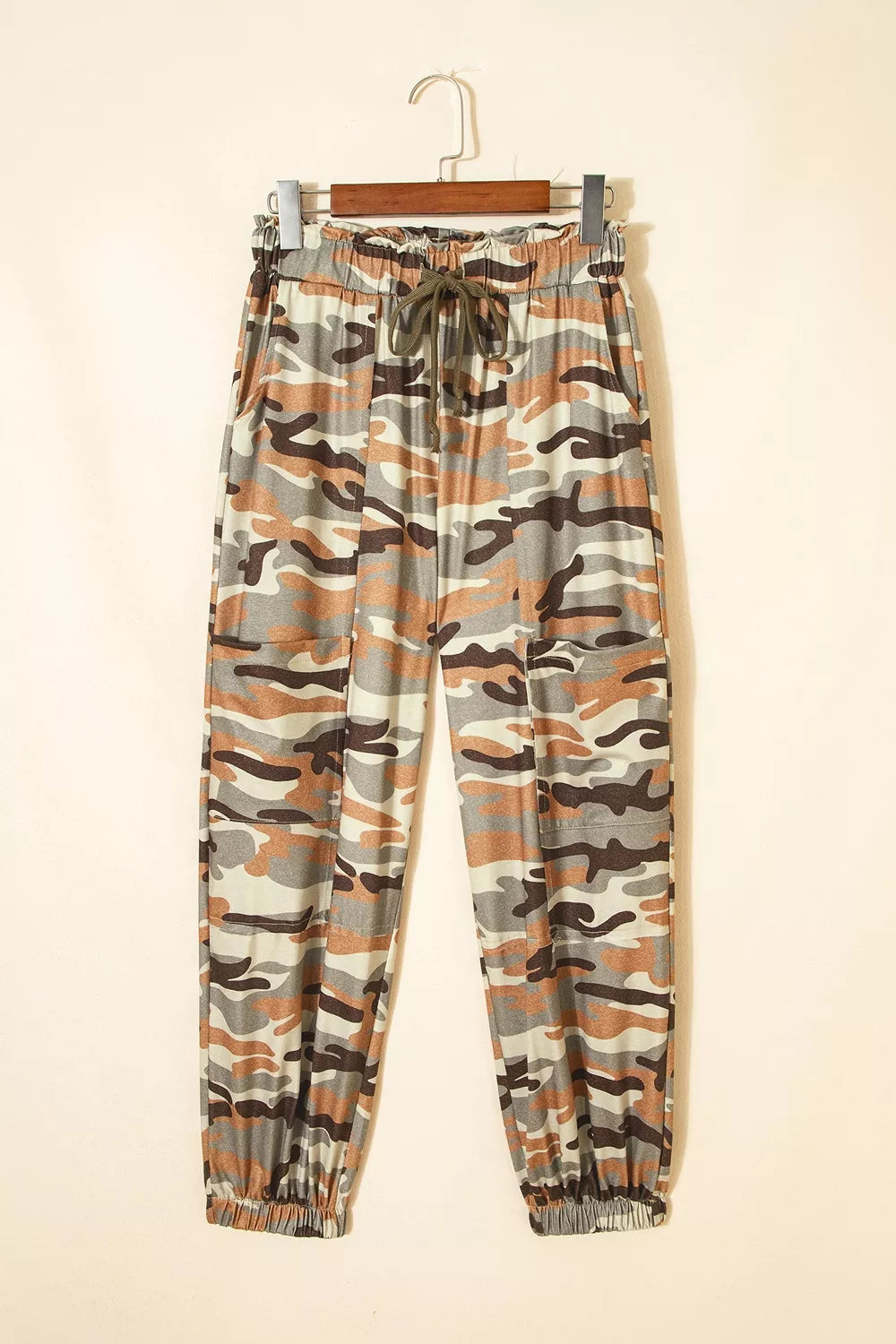 Drawstring elastic waist detail on joggers