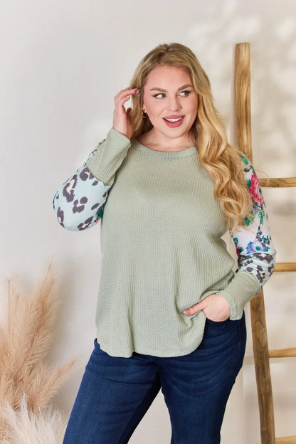 Hailey & Co Full Size Printed Round Neck Blouse - Fashorio