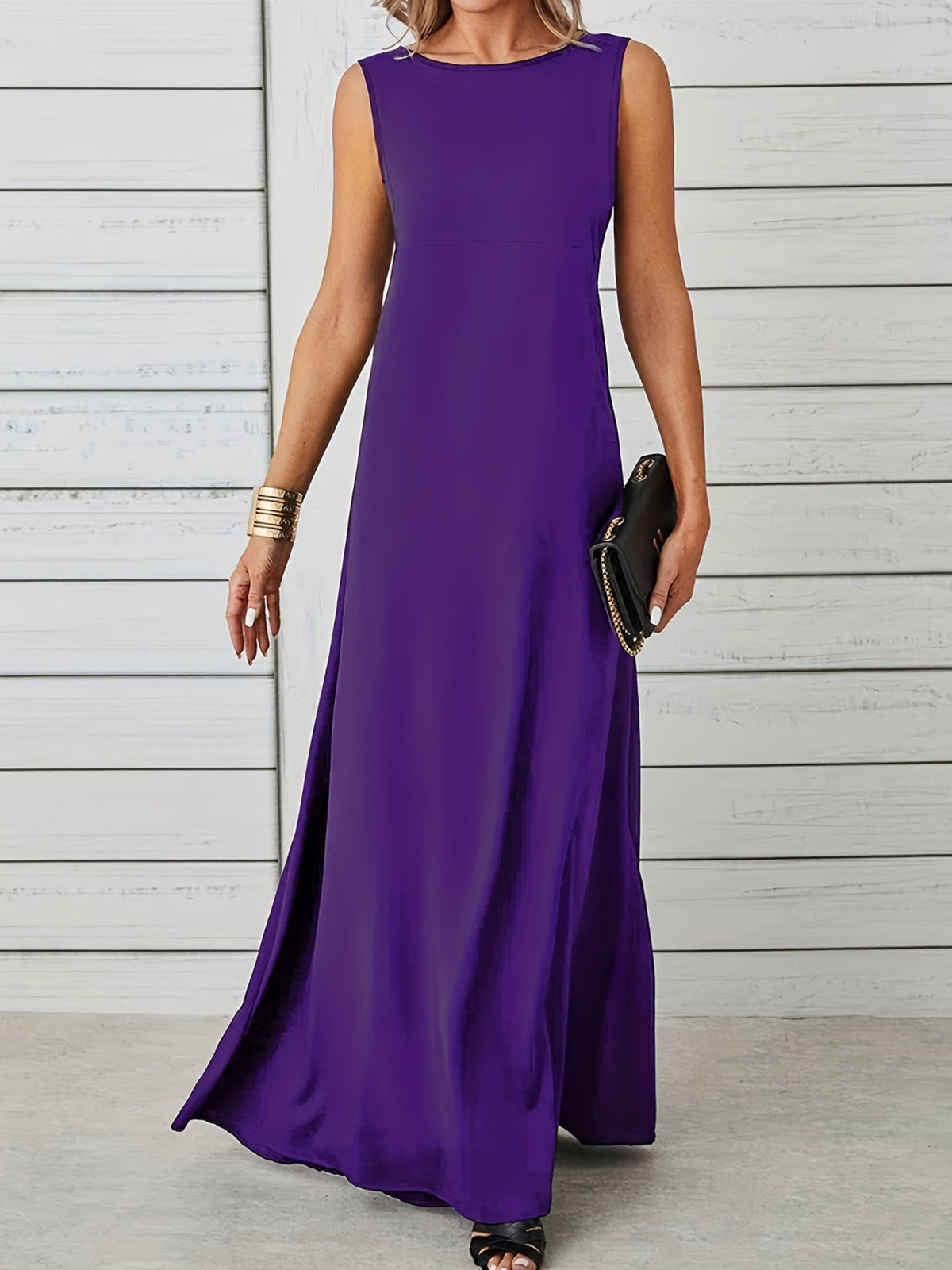 Color range of flowy maxi dress