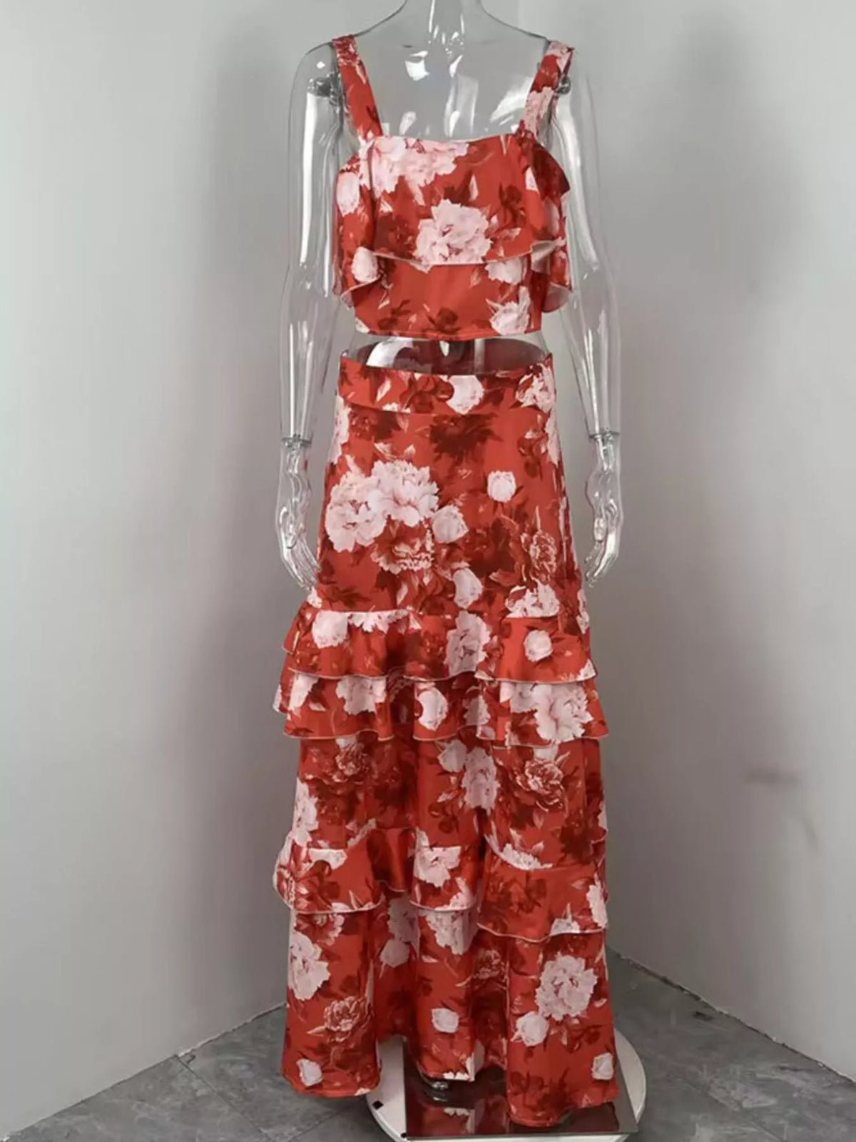 Tiered skirt floral movement