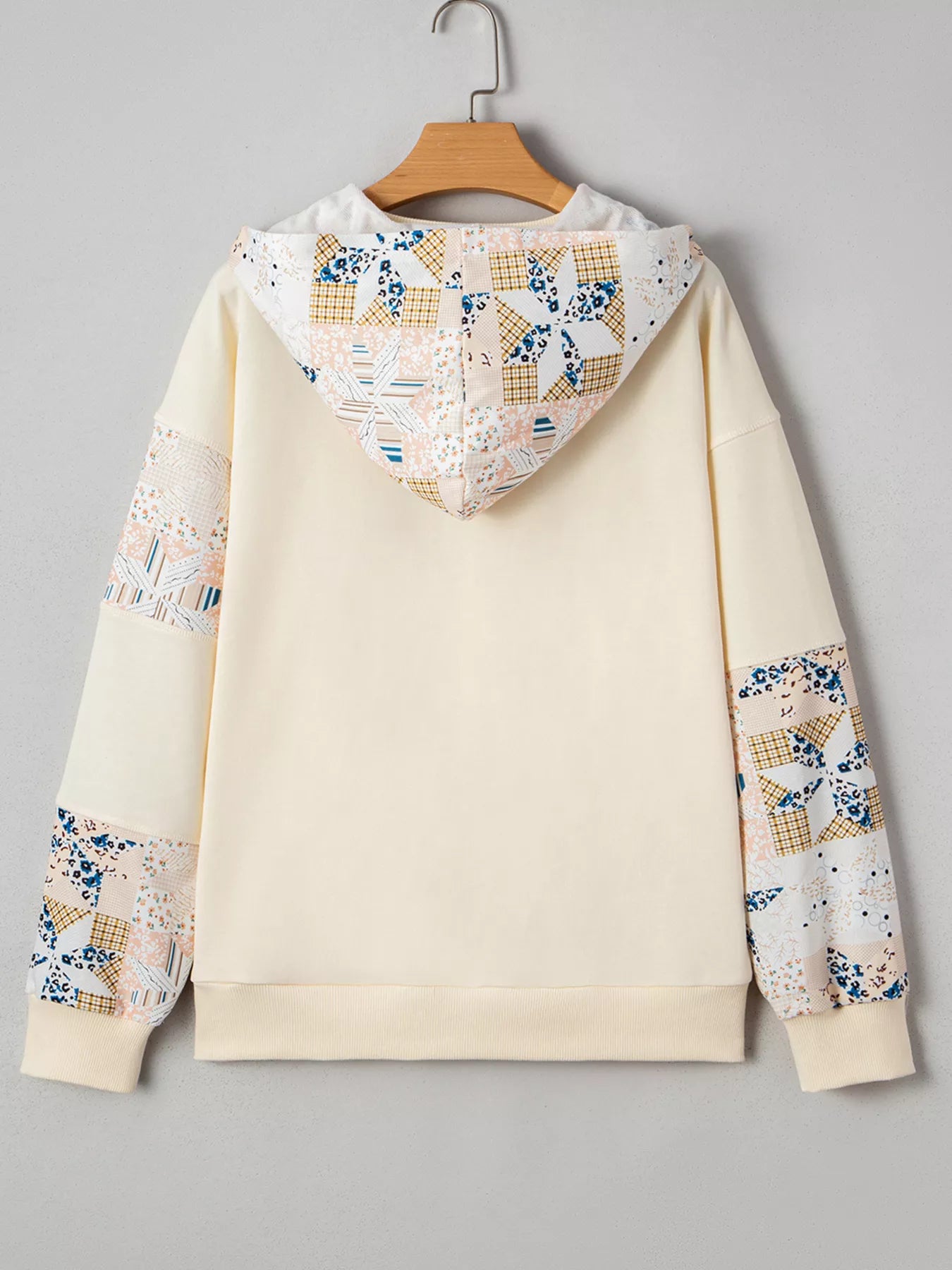 Geo Pattern Patchwork Hoodie with Kangaroo Pocket - Fashorio