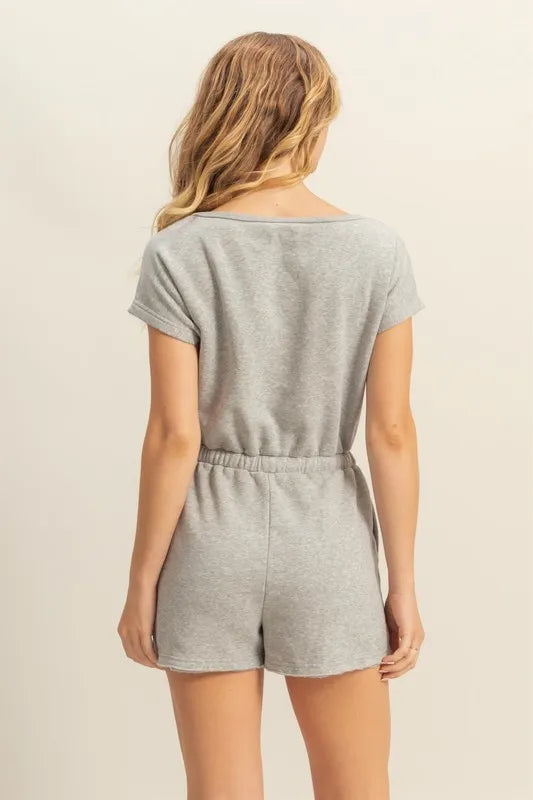 Round Neck Short Sleeve Drawstring Waist Romper side view