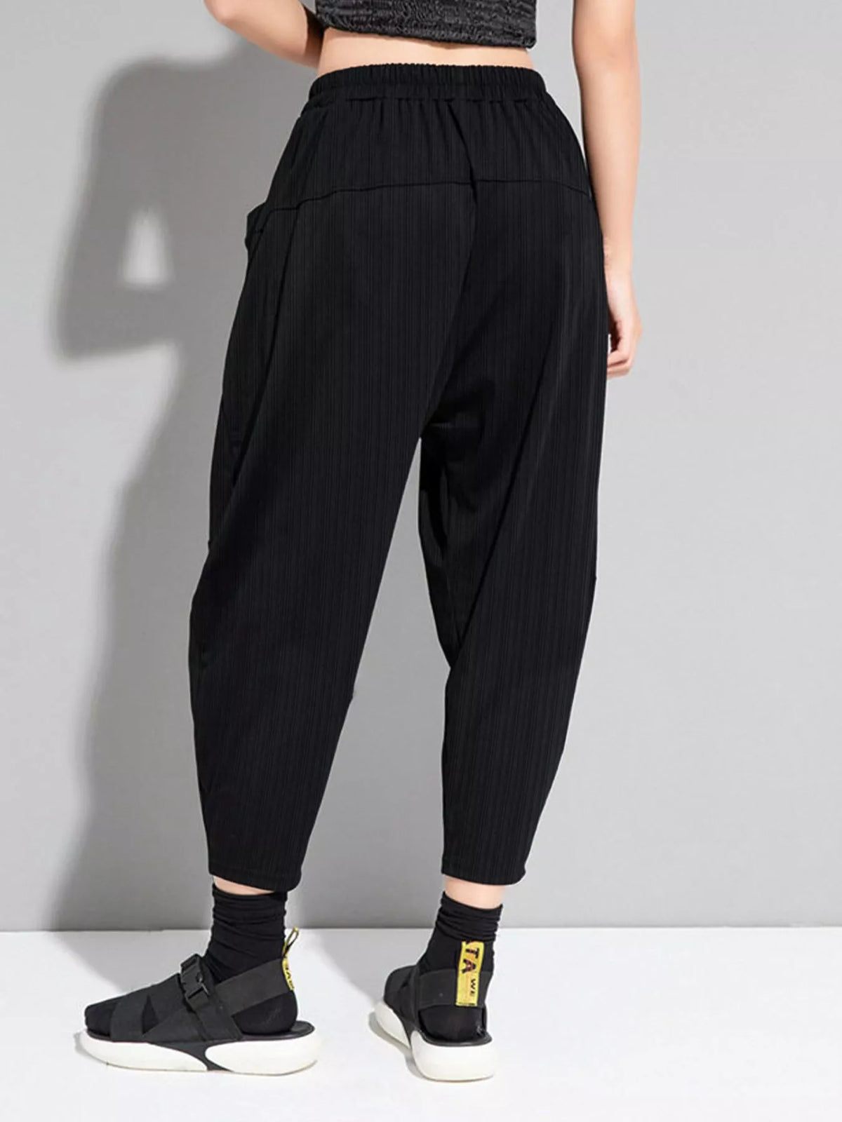 Plus size loose fit harem pants styled look