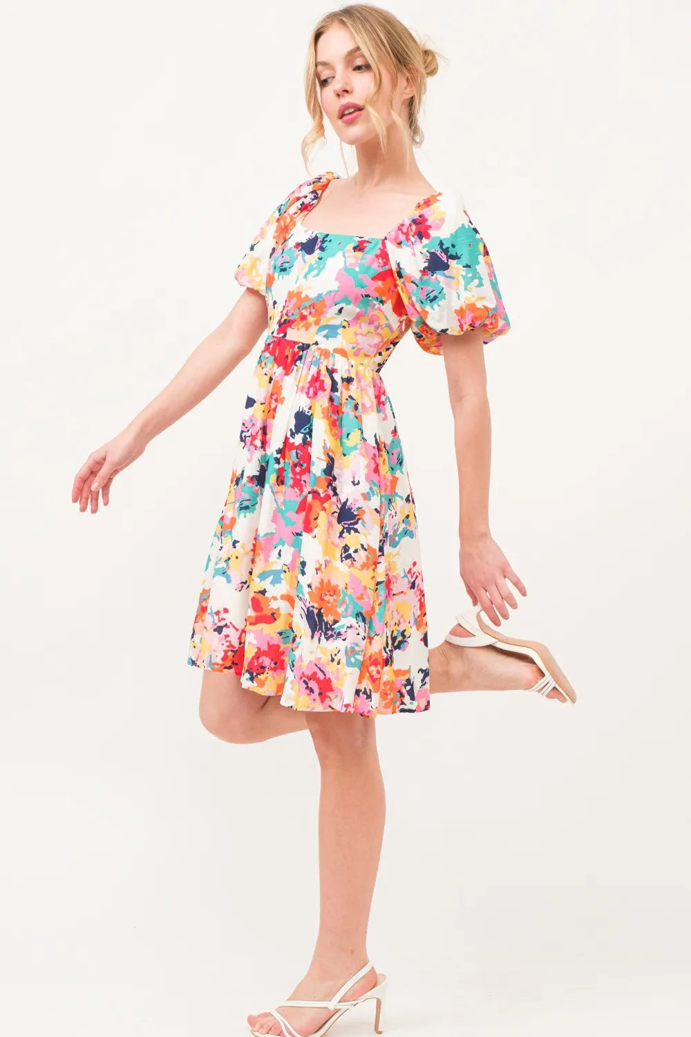 Square Neck Puff Sleeve Floral Dress on model