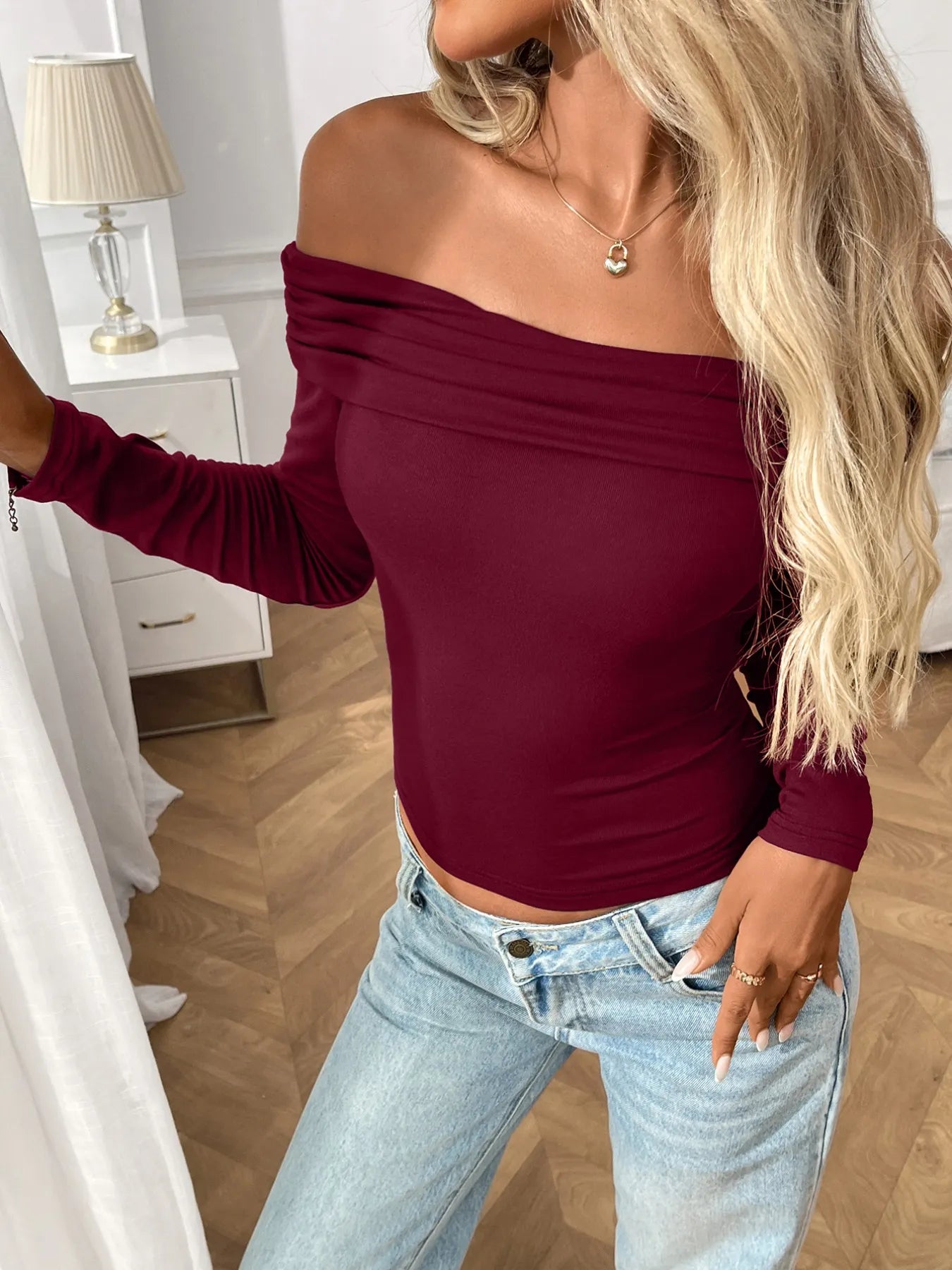 Off-Shoulder Long Sleeve Fitted T-Shirt - Fashorio
