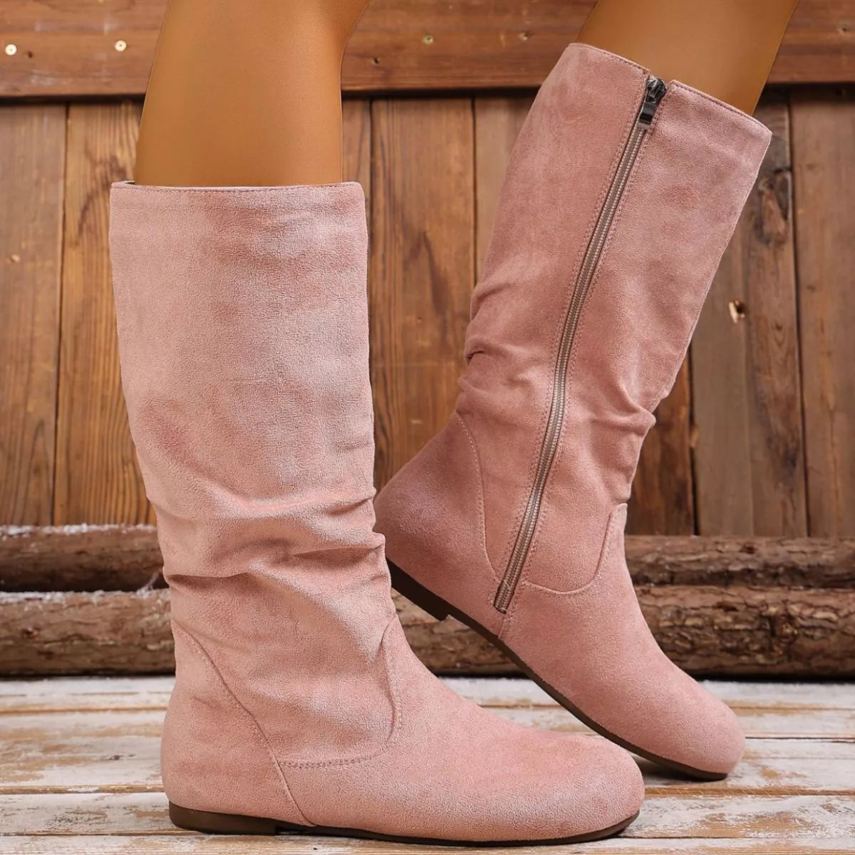 Round toe side zip boots sole and tread