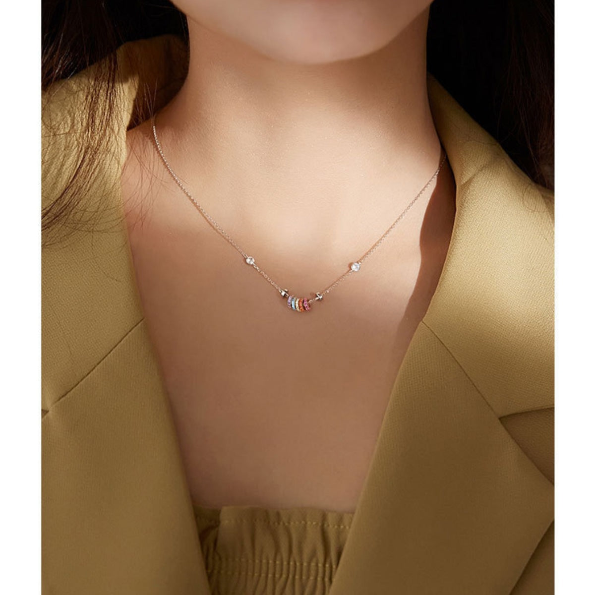 925 sterling silver circle pendant necklace alternate view