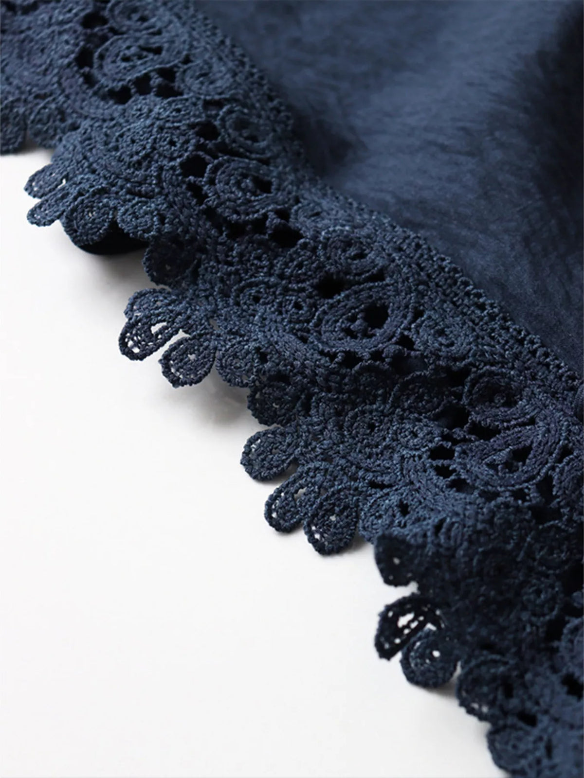 Wide leg pants set fabric drape close up