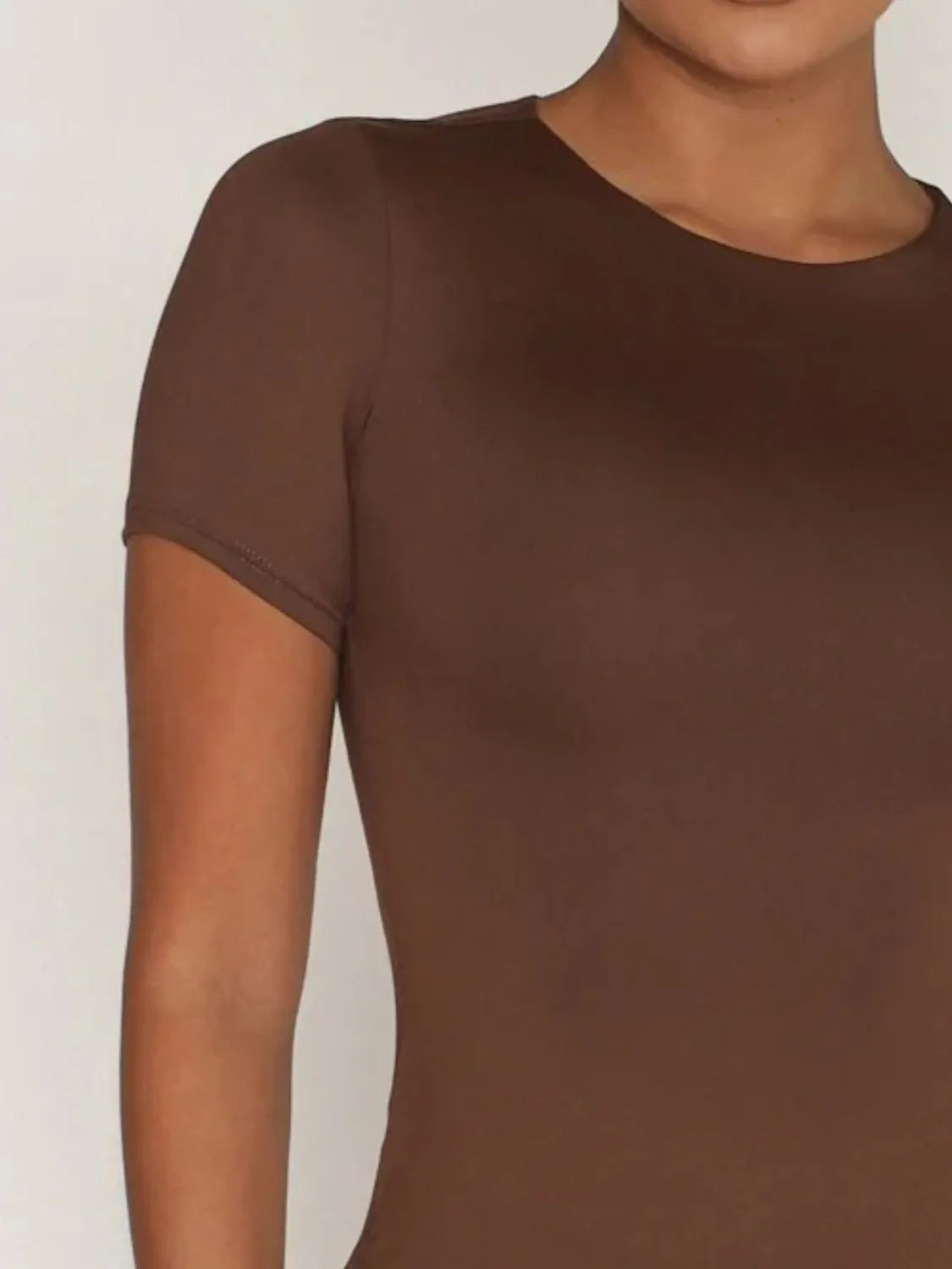 Round Neck Short Sleeve Swim Top - Fashorio