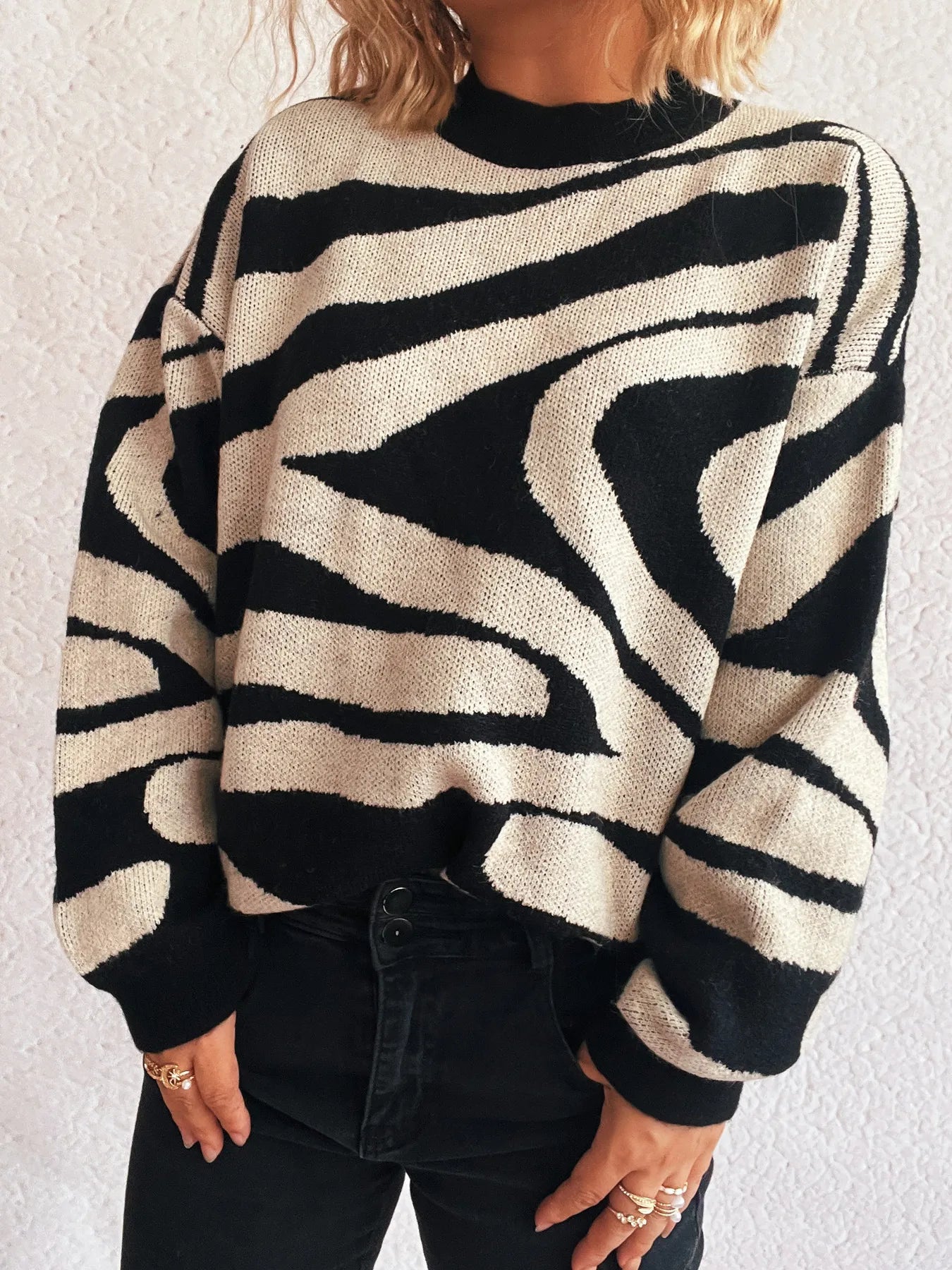 Zebra Print Round Neck Sweater - Fashorio