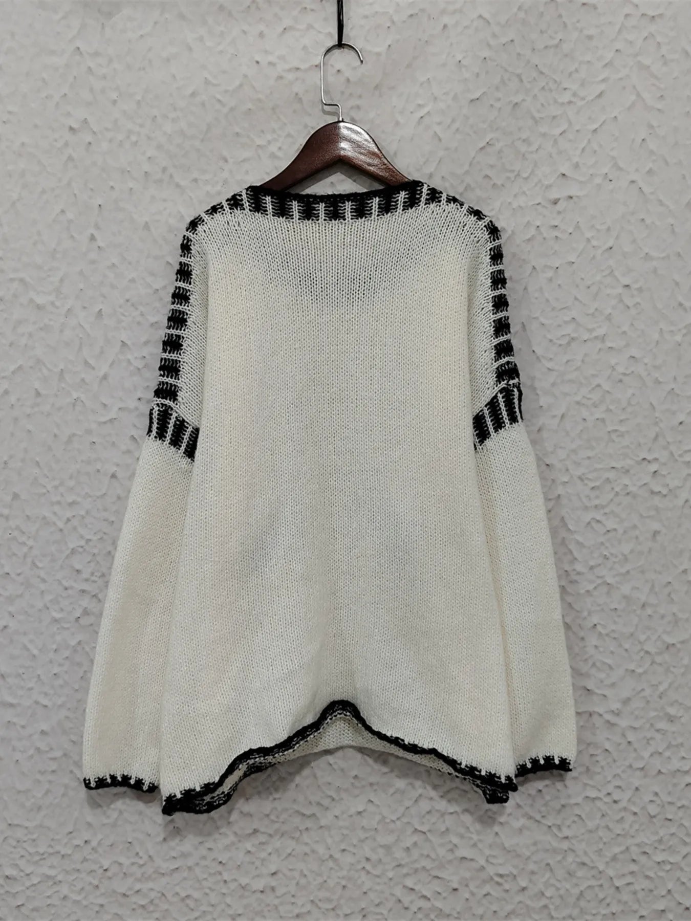 Contrast Trim Oversized Sweater - Fashorio