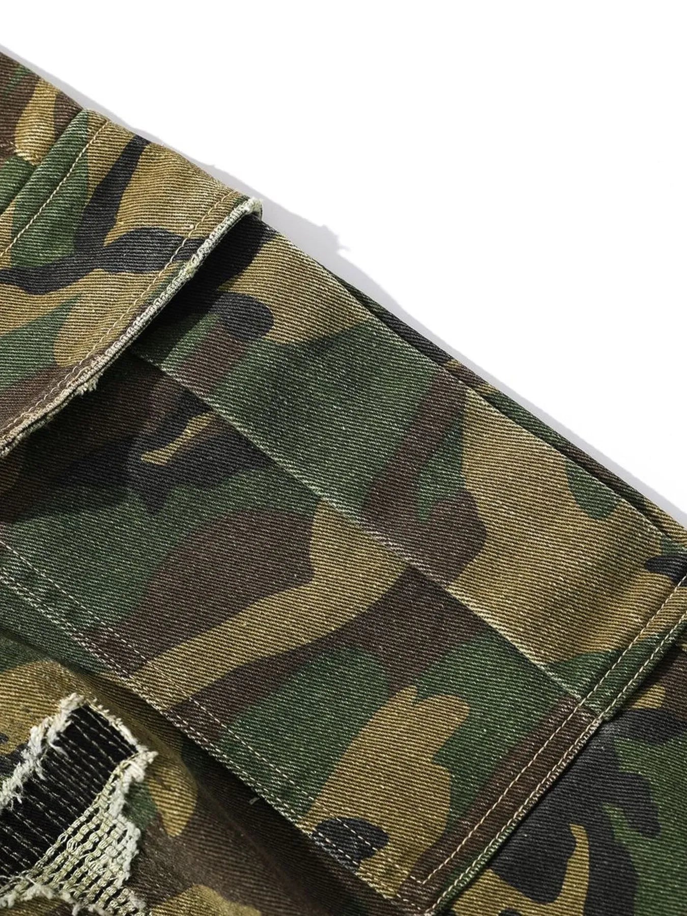 Men's Distressed Camouflage Cargo Shorts - Fashorio