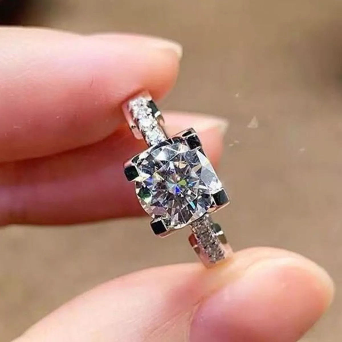 Close up of the 2 carat moissanite center stone
