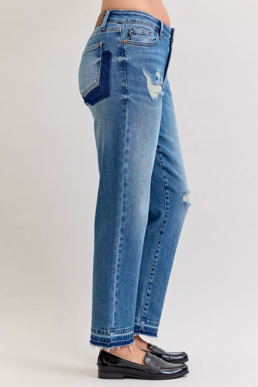 Judy Blue boyfriend jeans release hem detail
