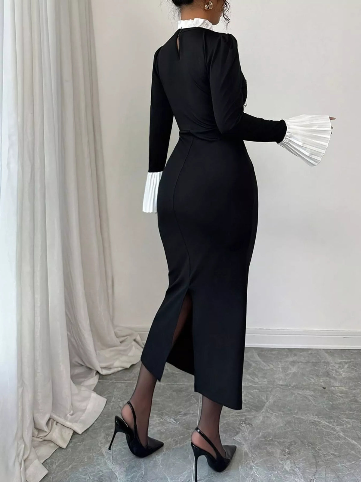 Back view of the two tone midi dress