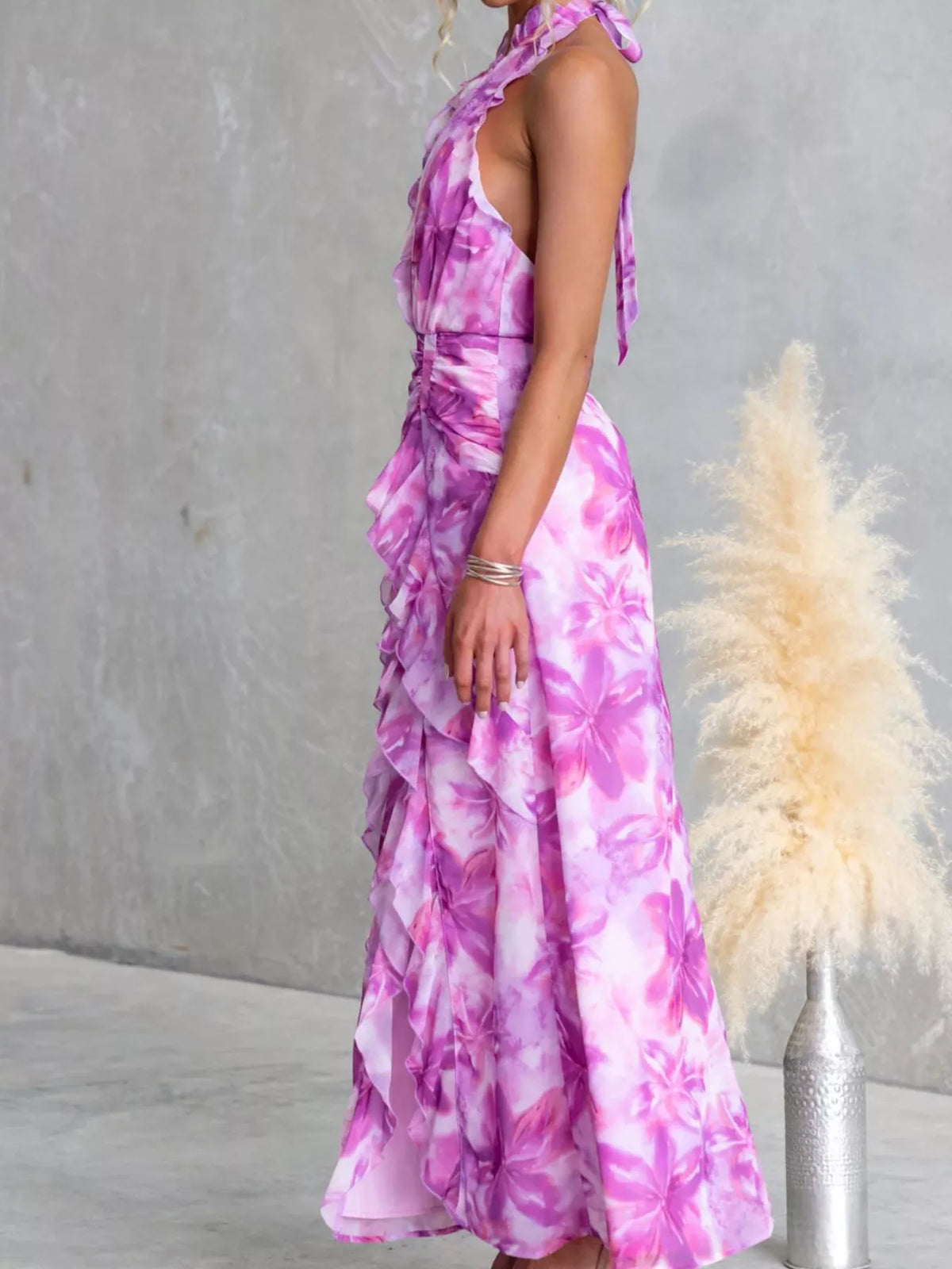 Floral halter neck dress print close up