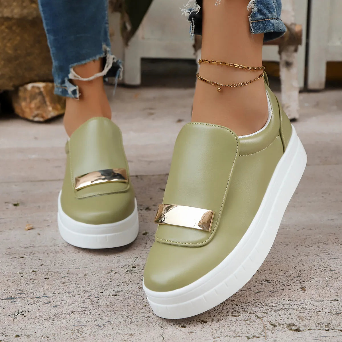 Round Toe Platform Loafers Green - Fashorio