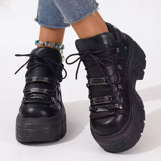 Lace Up Platform Sneakers Black - Fashorio