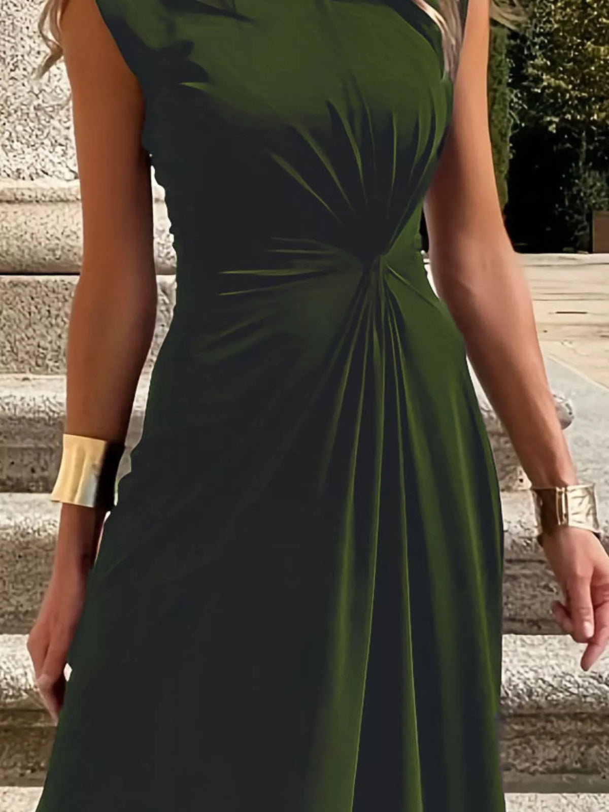twisted round neck sleeveless maxi dress detail view