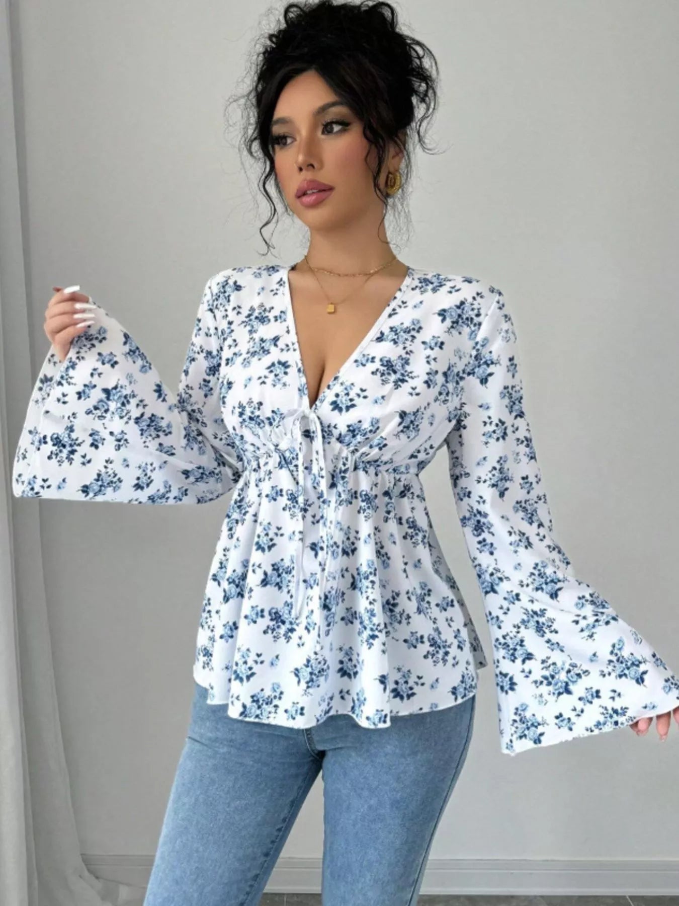Floral Print V-Neck Long Sleeve Blouse - Fashorio