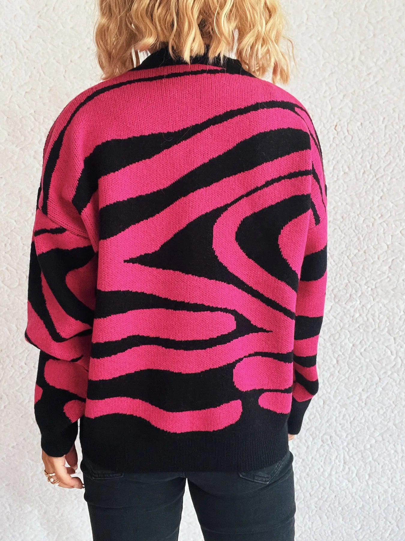 Zebra Print Round Neck Sweater - Fashorio