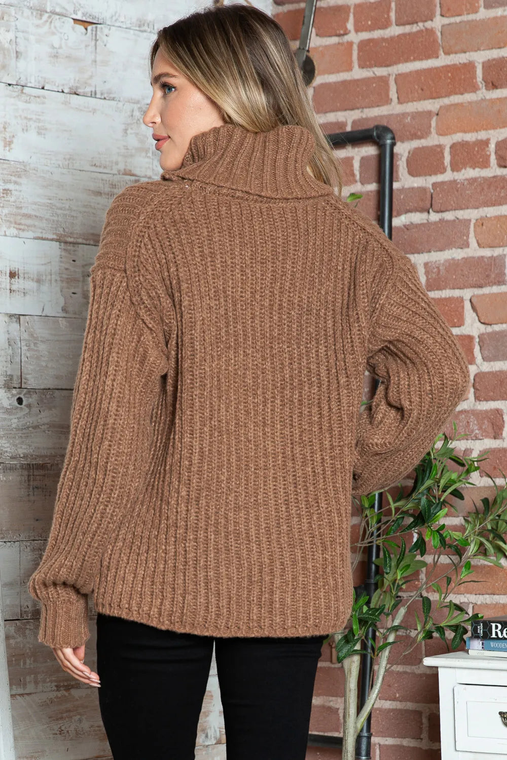 Turtleneck Dropped Shoulder Pullover Sweater - Fashorio