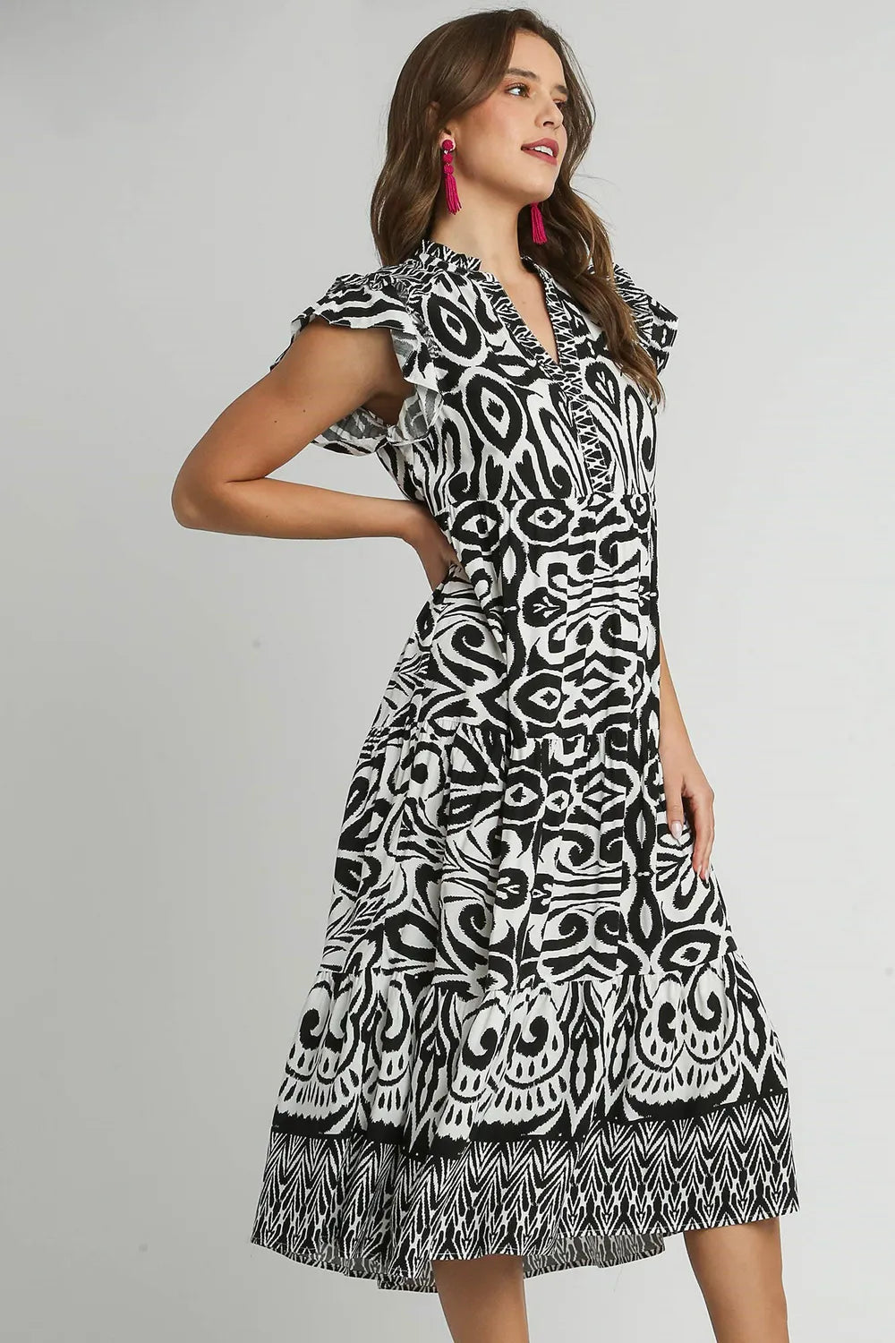 Border Print Ruffle Cap Sleeve Midi Dress Plus Size in Black back view