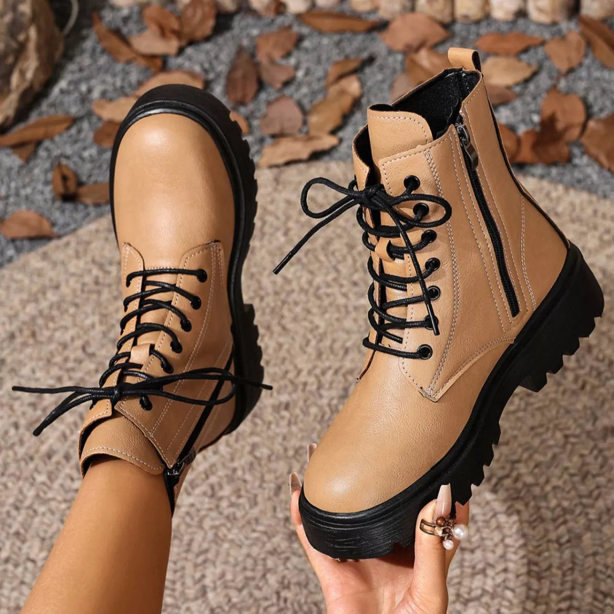 Combat boots sole and tread detail