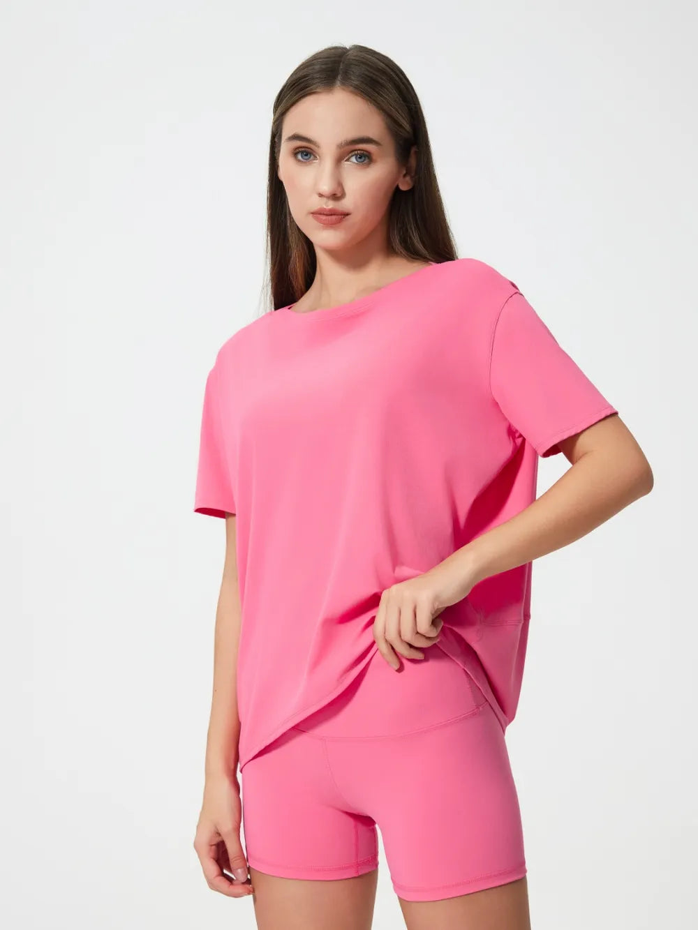 Round neck short sleeve active t-shirt back view