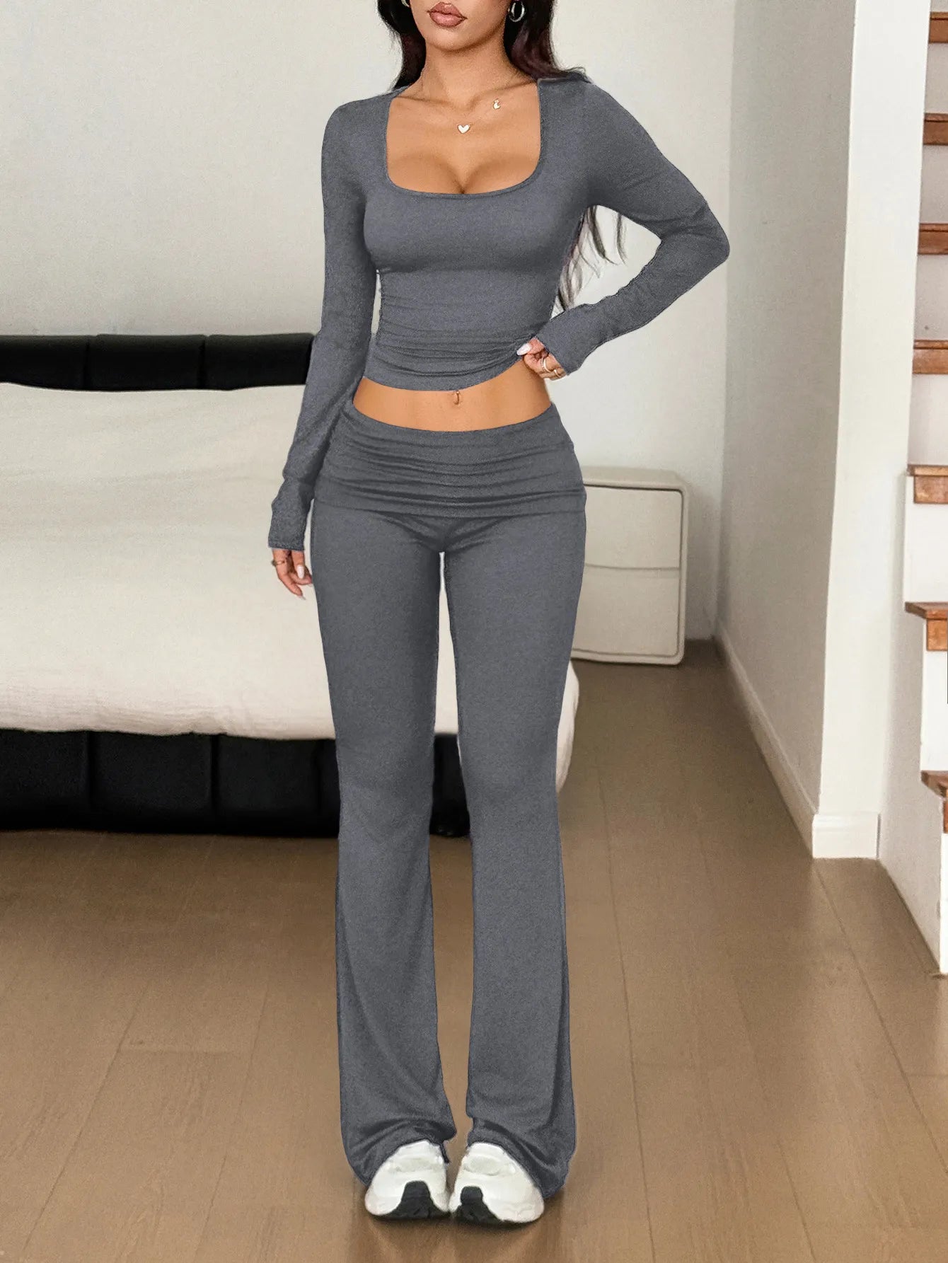 Long Sleeve Crop Top and Bootcut Pants Set - Fashorio