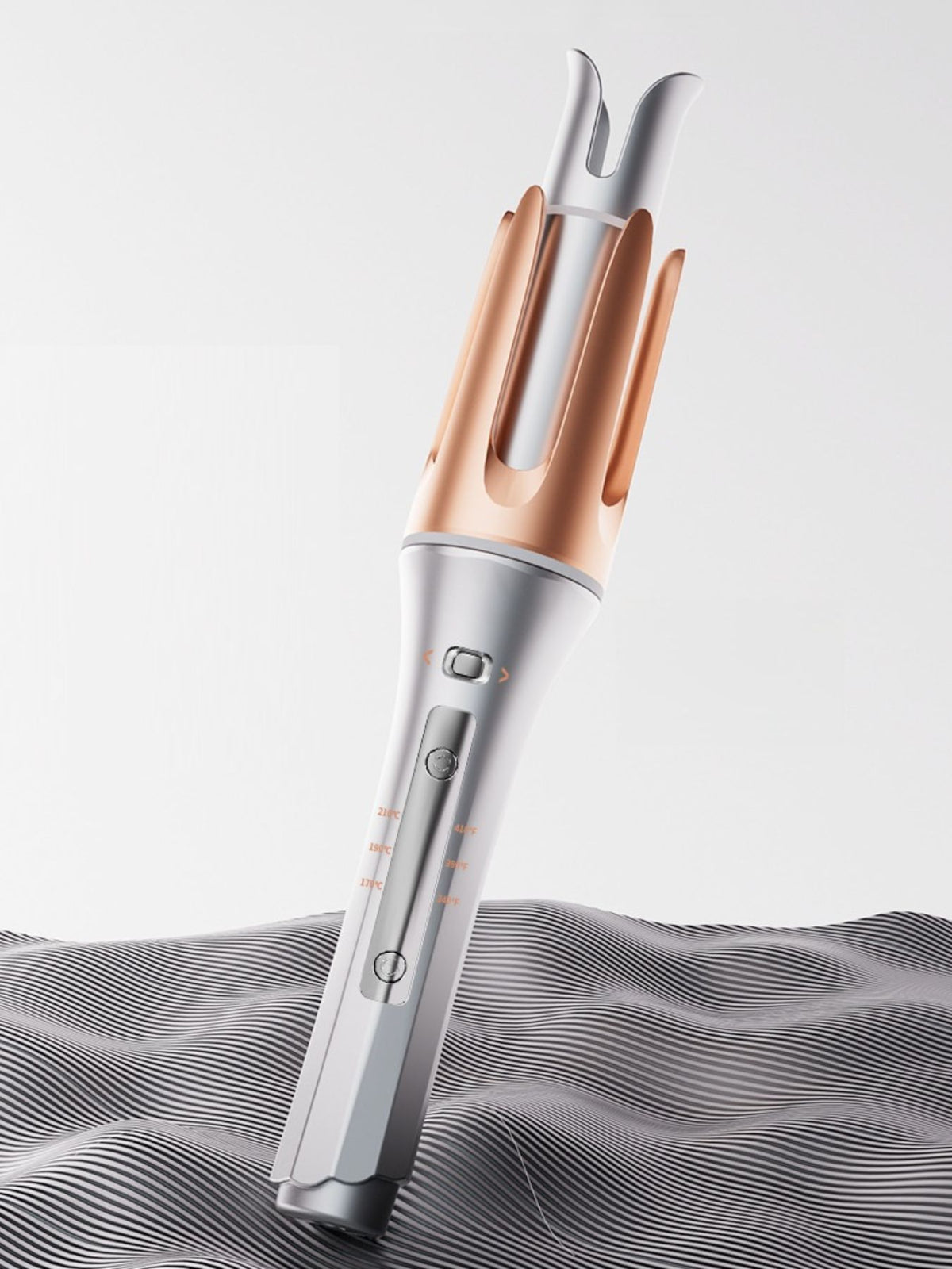 Curling iron rotating barrel close up