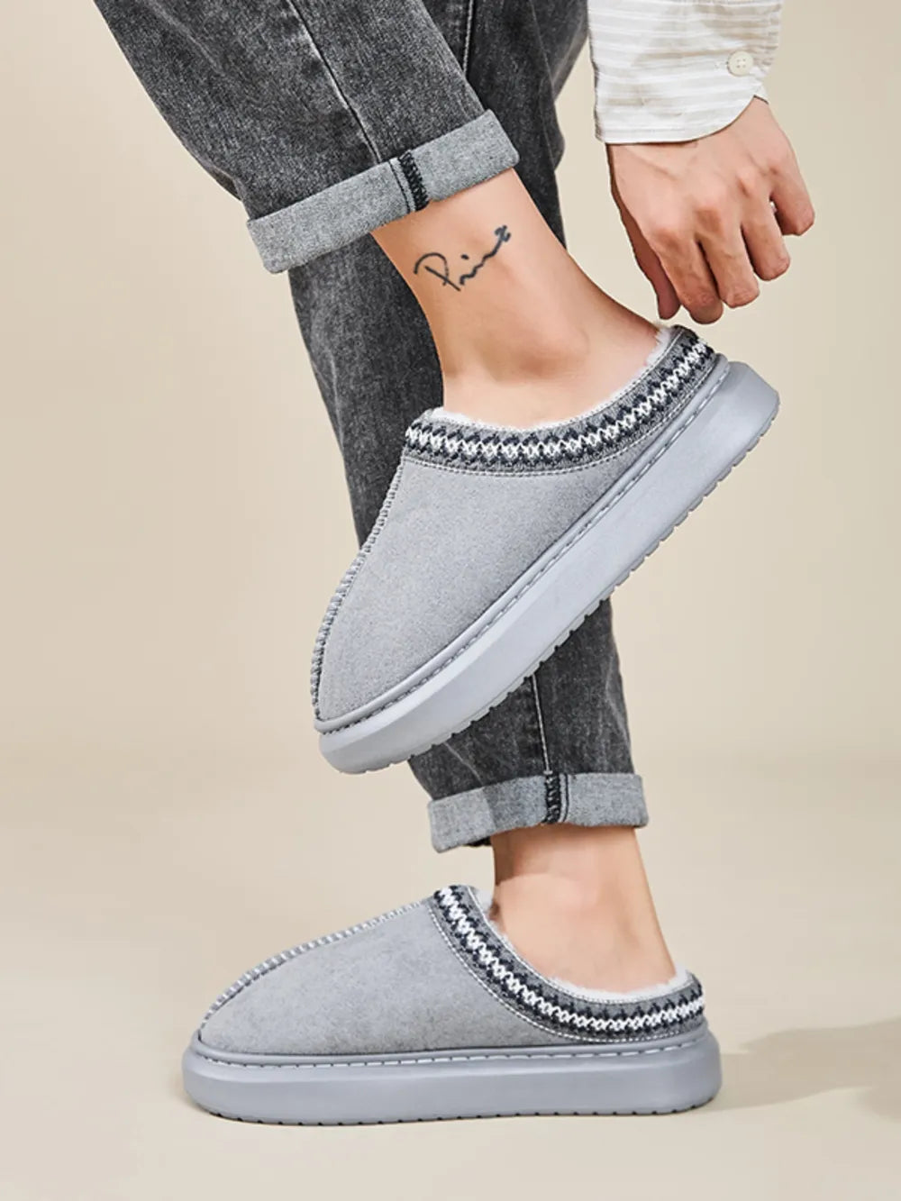 Faux Fur Suede Platform Slippers - Fashorio