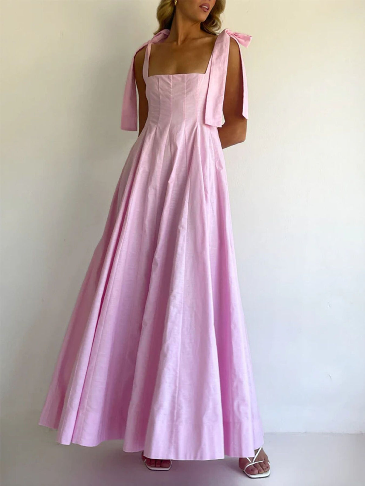 Gradient tie shoulder maxi dress shoulder detail