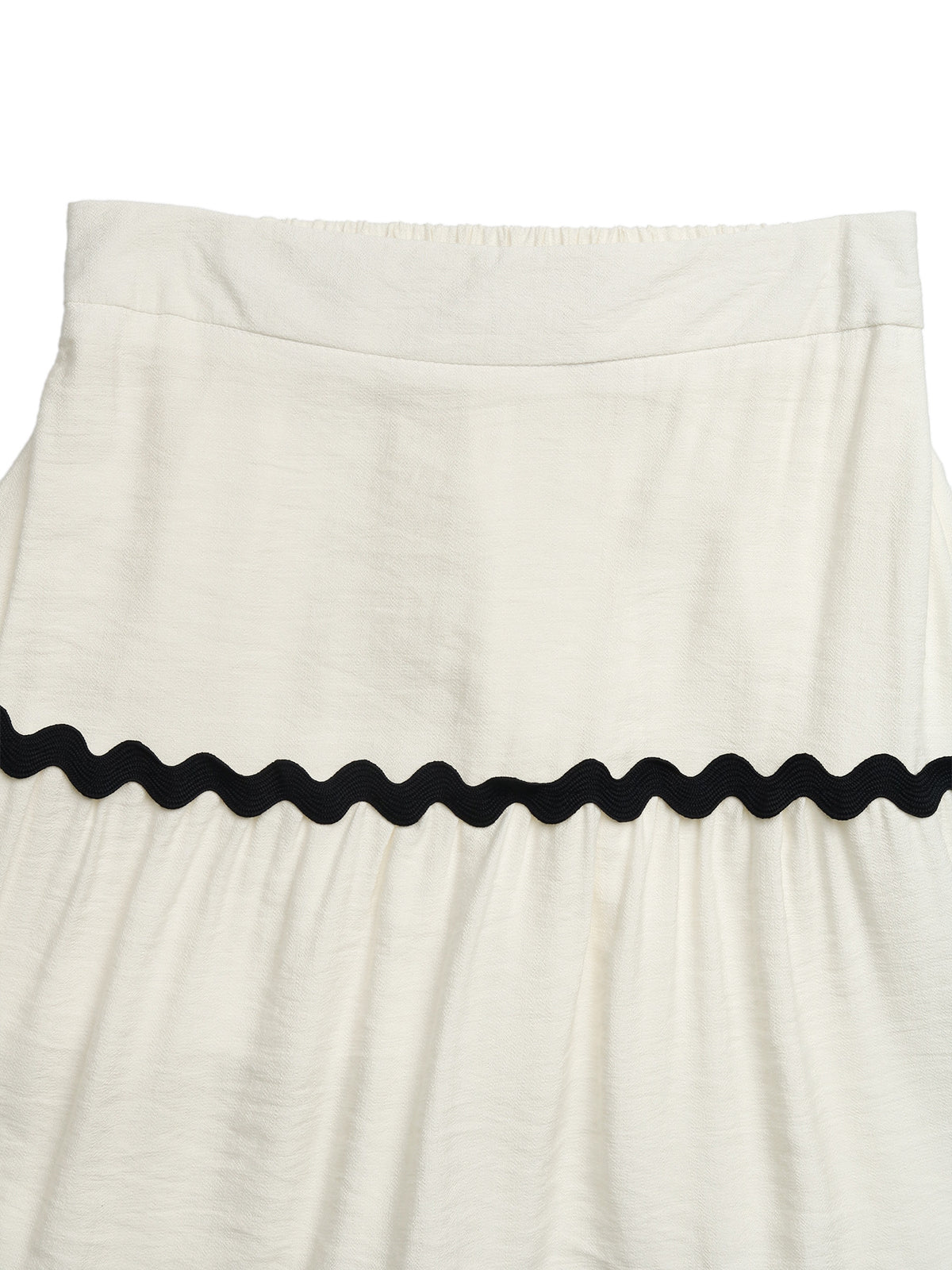 Beige skirt back view