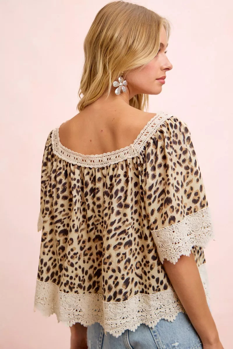 Square neck leopard top lace detail