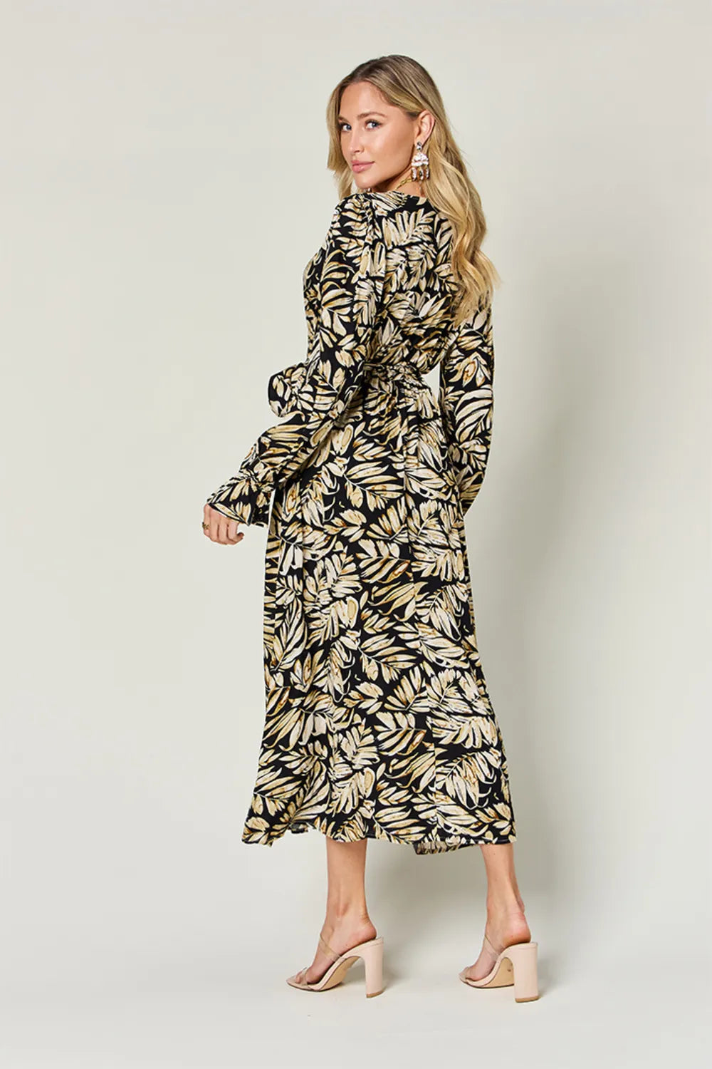 Flounce sleeve dress side view