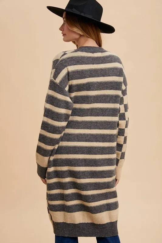 Annie Wear Checkered & Striped Open Front Long Sleeve Cardigan - Fashorio