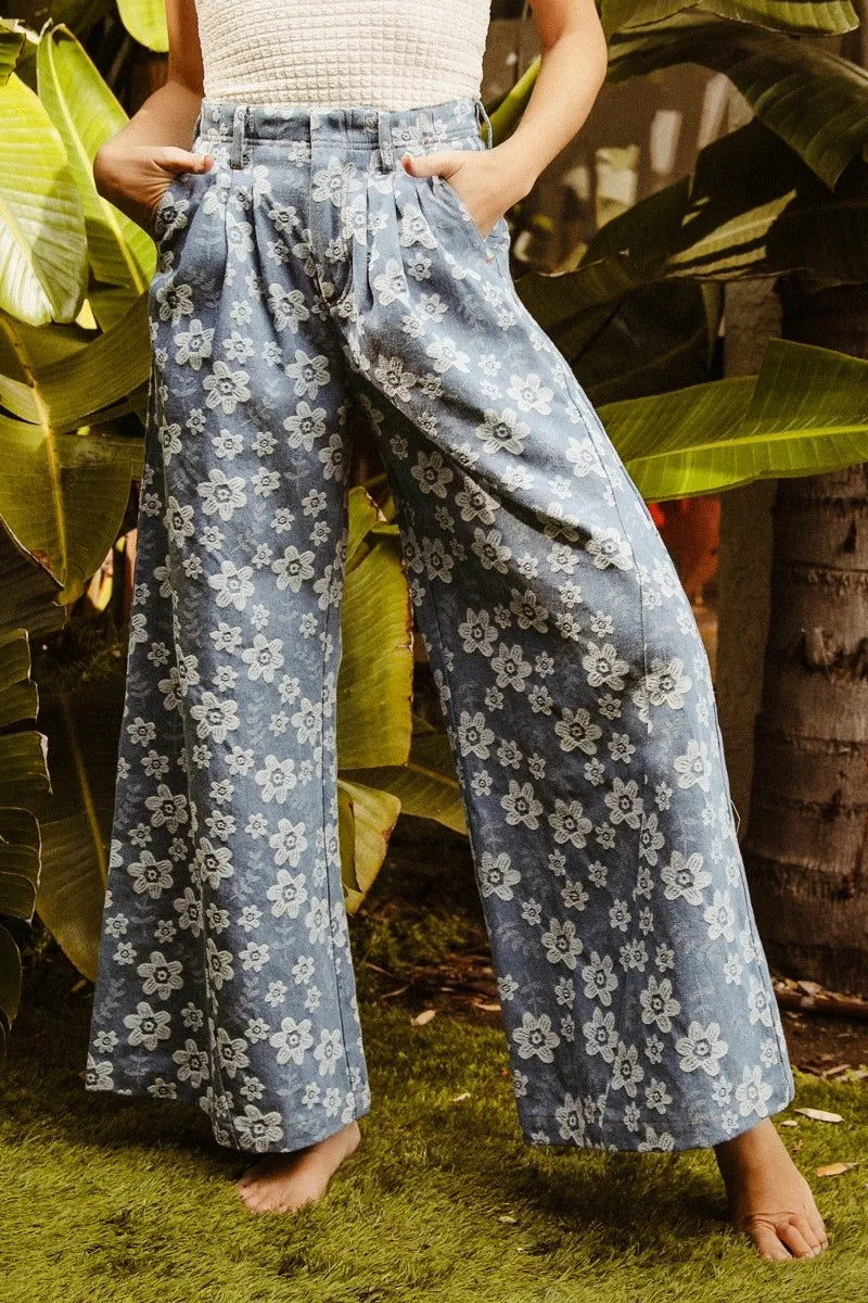 BiBi Floral Texture Wide Leg Jeans - Fashorio