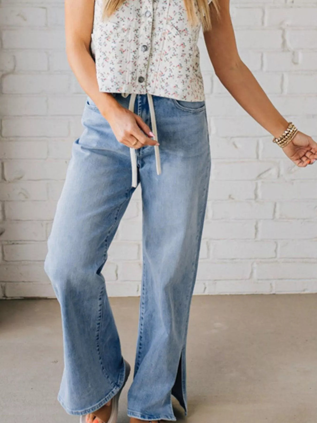 Slit Hem Wide Leg Jeans in Medium Wash, view 6