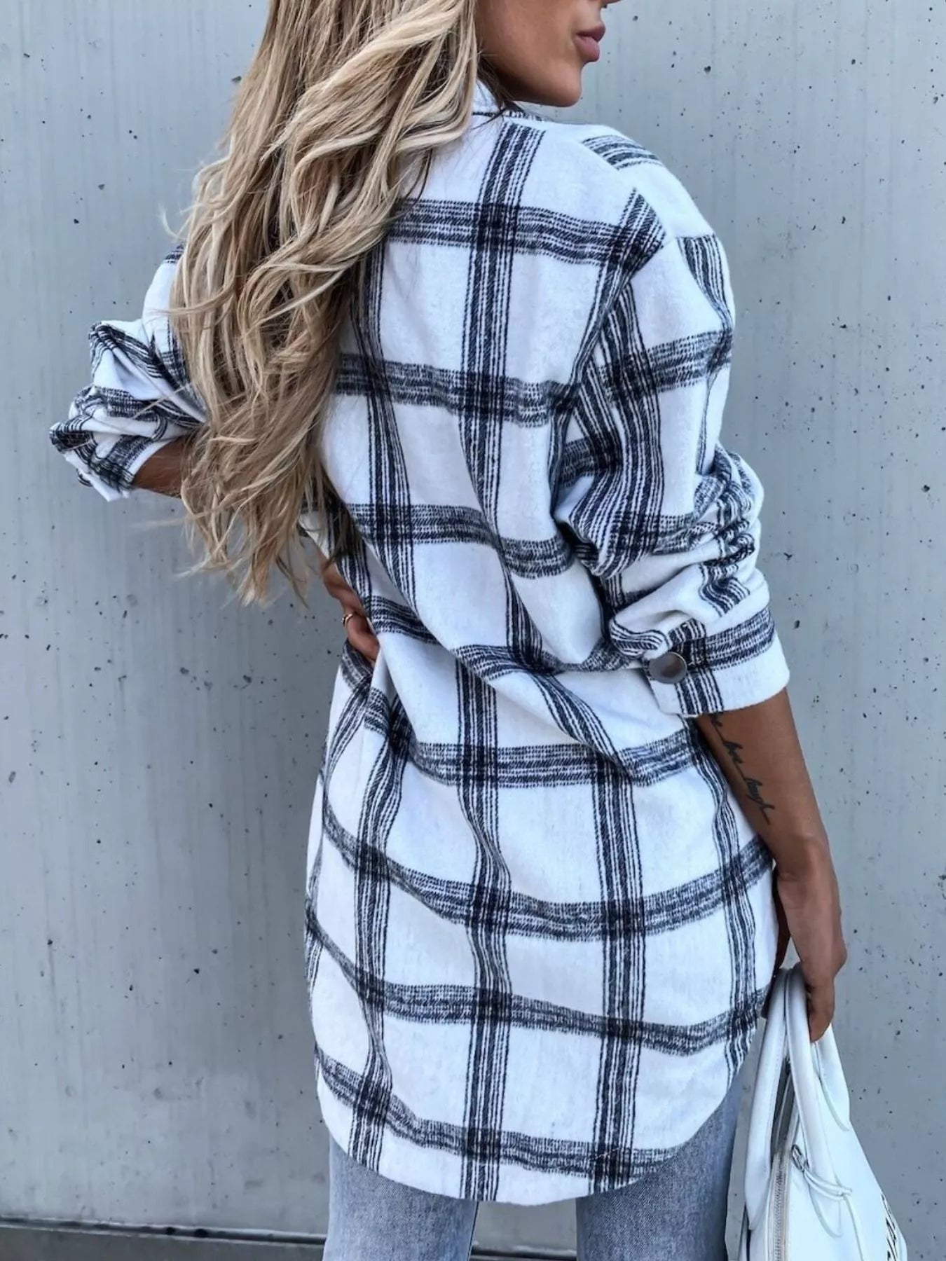Oversized Plaid Button-Up Longline Shirt - Fashorio