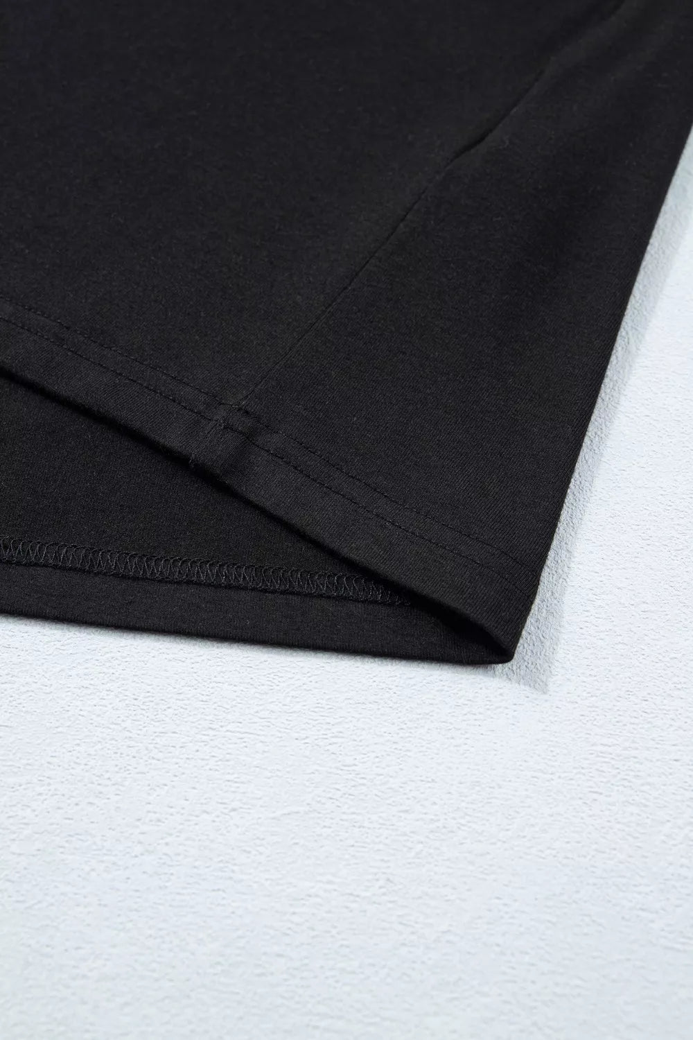 Black oversized tee and mini skort set outfit