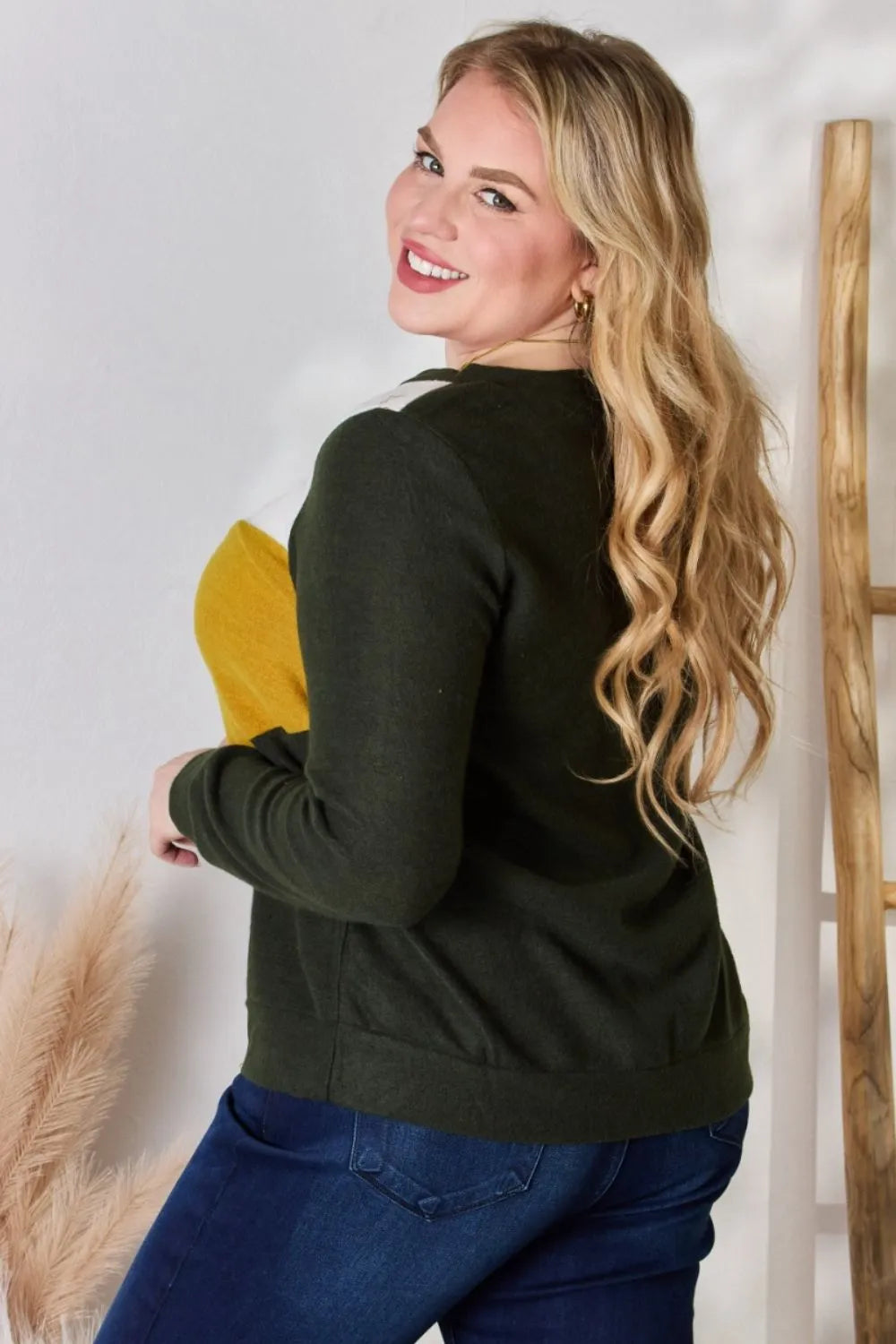 Hailey & Co Full Size Colorblock V-Neck Blouse - Fashorio