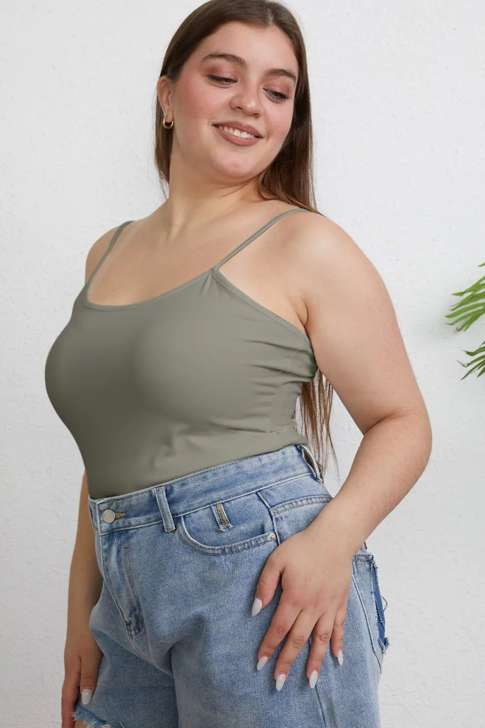 Back view of the round neck sleeveless cami