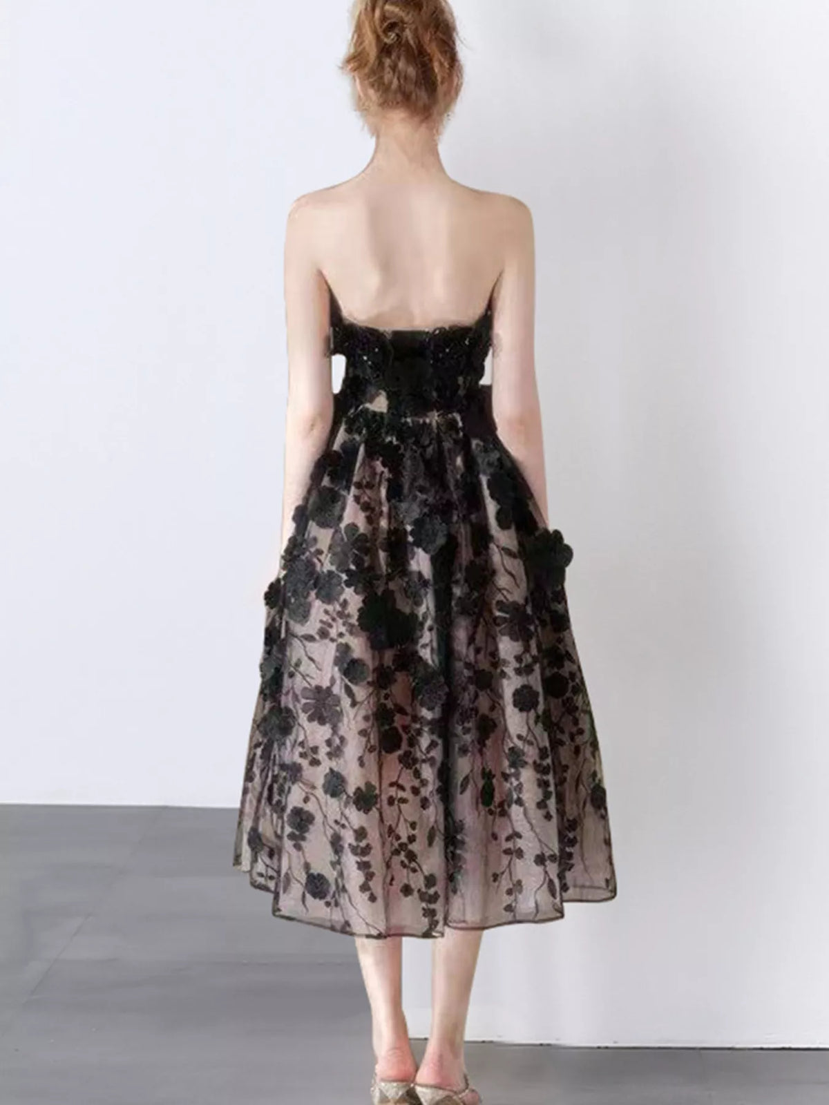 Strapless dress lace bodice detail