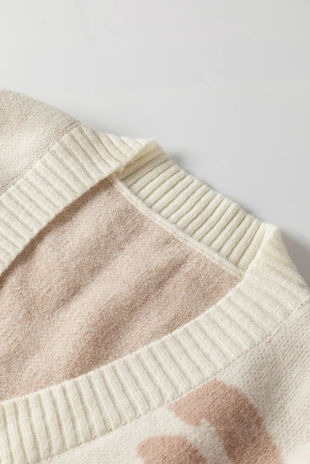 Leopard V Neck Button Down Cardigan - Fashorio